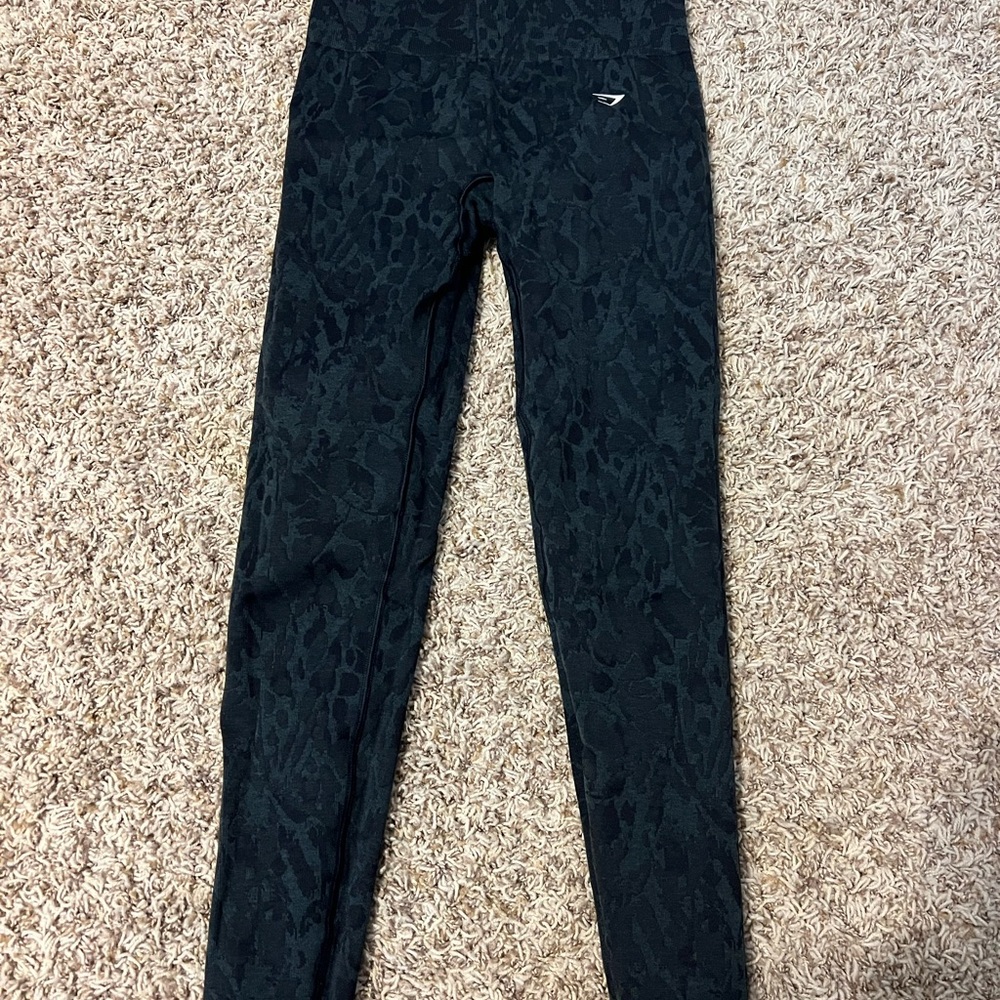 Gym Shark Adapt Safari Seamless Leggings. 
Black 
Size Small